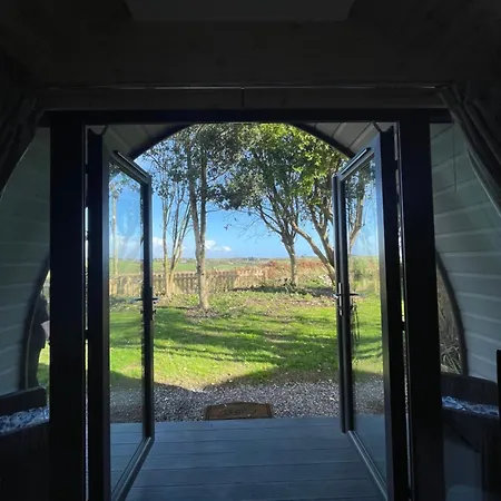 Copper Coast Glamping Pods - An Faoilean Pod *
