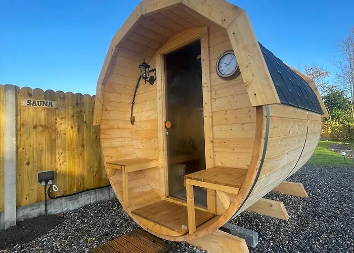 Сasa de vacaciones An Faoileán Glamping Pod Bunmahon